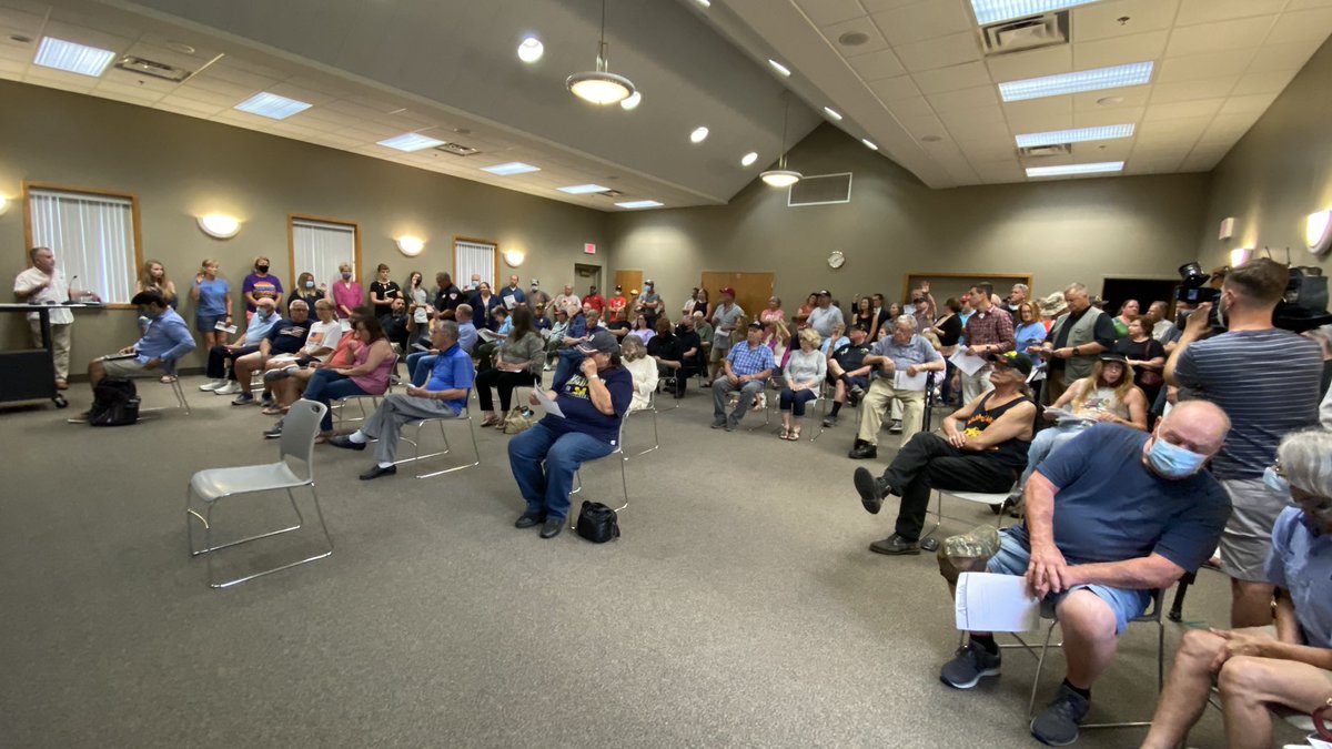 Full room in Allendale where the discussion of statue featuring confederate solider is underway at regular township board meeting. Activists are calling for its removal. Some say it needs to stay.  @WOODTV