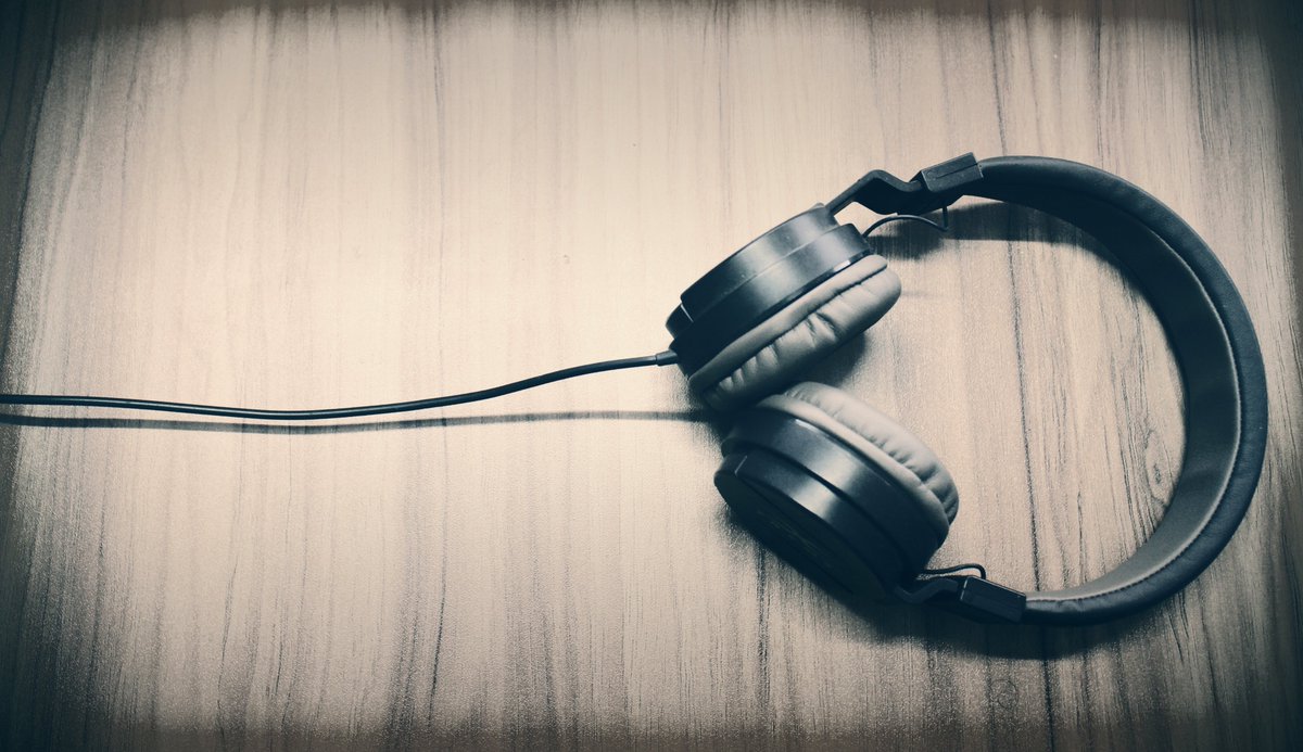 OpenGate FM (@opengatefm) on Twitter photo ON AIR NOW | MORNING WAVE | MAMILIMILI
Join @MichaelJabbi and @Nabutiti on The Morning wave for great hits, news updates, topical discussions and sports with <a href="/RonnieWabomba/">Ronnie Wabomba</a>
What kind of music do you listen to and why?
#YourVoiceYourMusic
#StayHomeStaySafe
#COVID19UG ON AIR NOW | MORNING WAVE | MAMILIMILI
Join @MichaelJabbi and @Nabutiti on The Morning wave for great hits, news updates, topical discussions and sports with <a href="/RonnieWabomba/">Ronnie Wabomba</a>
What kind of music do you listen to and why?
#YourVoiceYourMusic
#StayHomeStaySafe
#COVID19UG