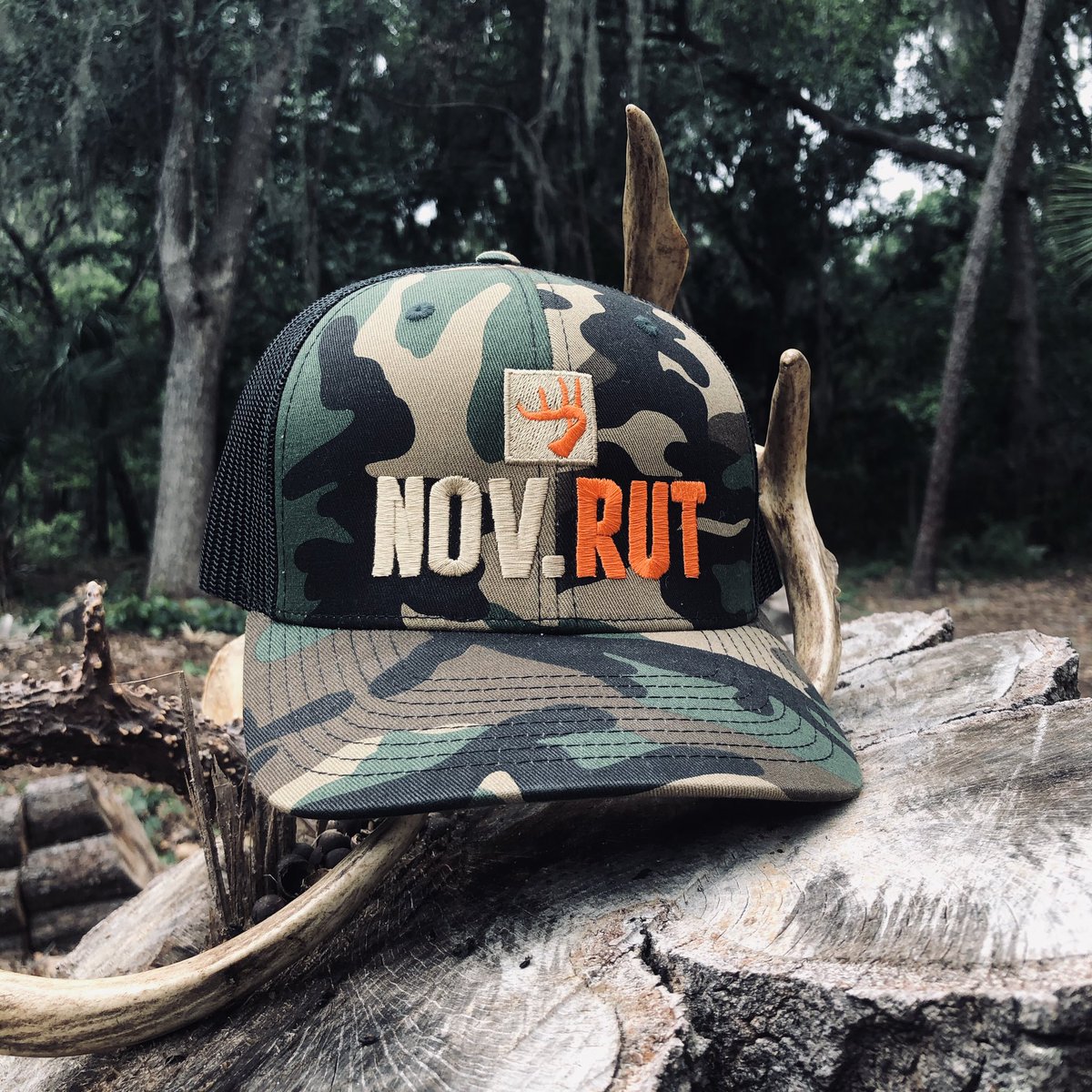 JohnstonBrien's tweet photo. A little over a year ago I started a clothing brand! I wanted something that would fit every outdoorsman! We have finally created a website for everyone to shop from! Click the link below to shop! 
https://t.co/mIL04viqxZ https://t.co/zpuNLJxpcV