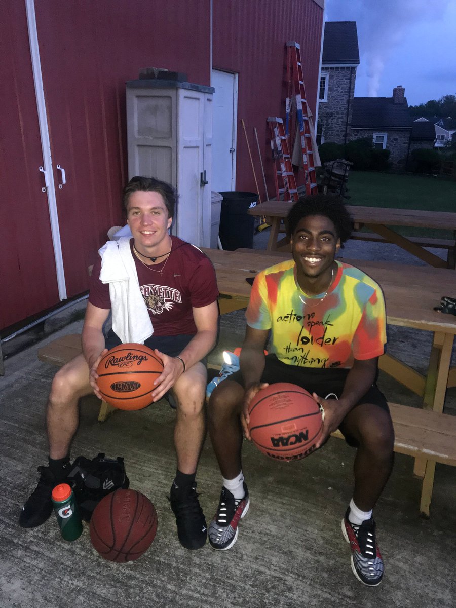 Perkiomen Valley grads Jaworski, Ford-Bey host 'Be The Change' basketball tournament - pottsmerc.com/sports/perkiom…