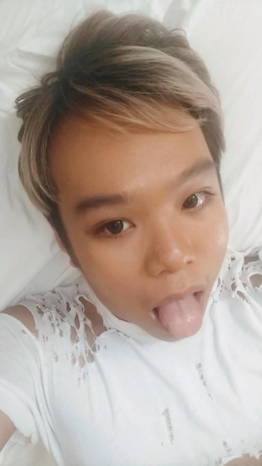 See the Sexxxy Blonde Asian Twink live now at >>  https://t.co/LNtMjLVW5f      @Chaturbat , @chaturbate