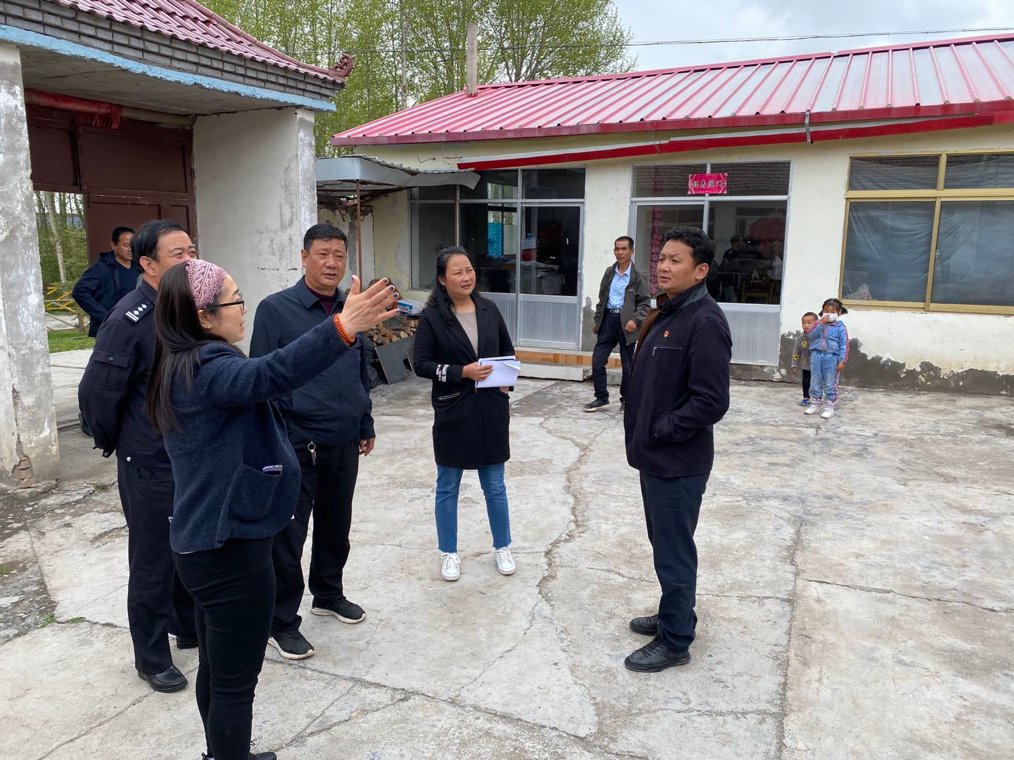 Earlier this month, GEI met with officials in Qilian Mountain to discuss #conservation and #sustainabledevelopment for villages around the park geichina.org/en/exploring-a…