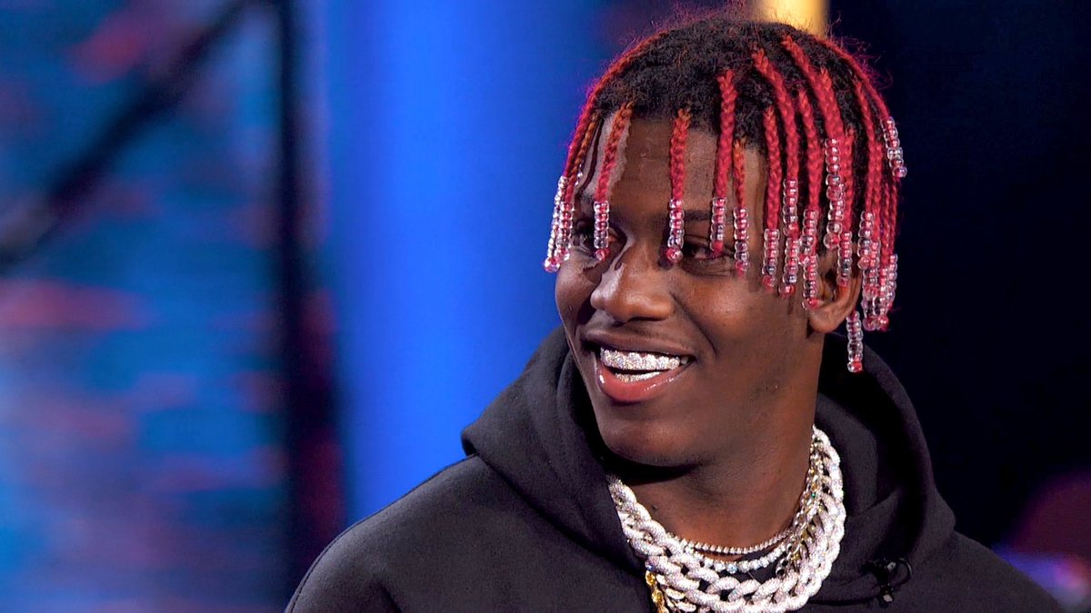 RapDeck_US's tweet photo. Lil Yachty wrecked his Ferrari 🚗 in Atlanta. Rapper would've hydroplaned.  Luckily, he escaped with minor injuries. (@TMZ) https://t.co/l4Qiaisnoo