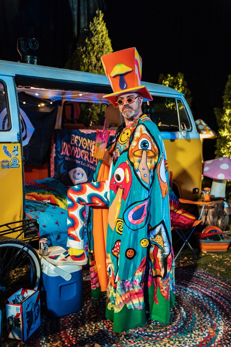PasqualeRotella's tweet photo. 564 days into Quarantine🔮 https://t.co/0JoB90HKBY