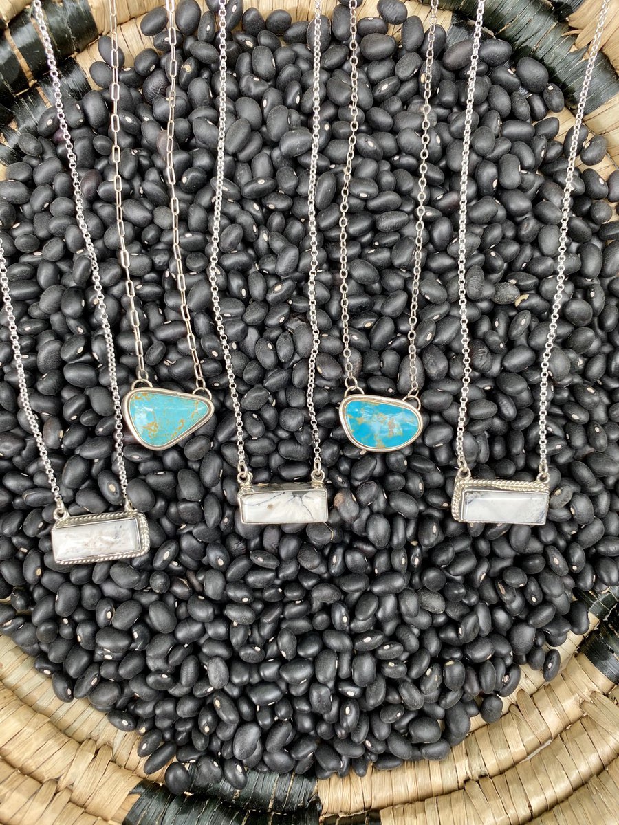 wildgringa's tweet photo. buy me turquoise &amp; tell me im pretty✨💠 https://t.co/hEWijcLUa4