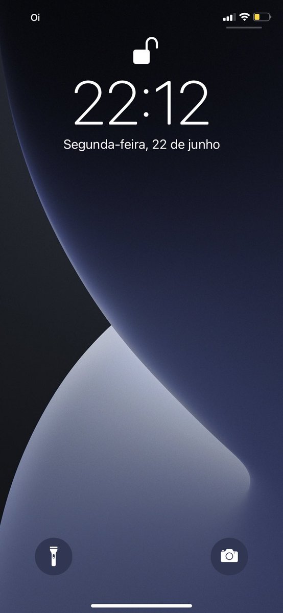 Joao_Gini's tweet photo. Sim, esse é o novo fundo de tela do iOS 14, tem outras cores mas já adianto... Não são bonitas. 

#WWDC2020 #iOS14 #iPhoneOS14 https://t.co/6x2nXEGjcq