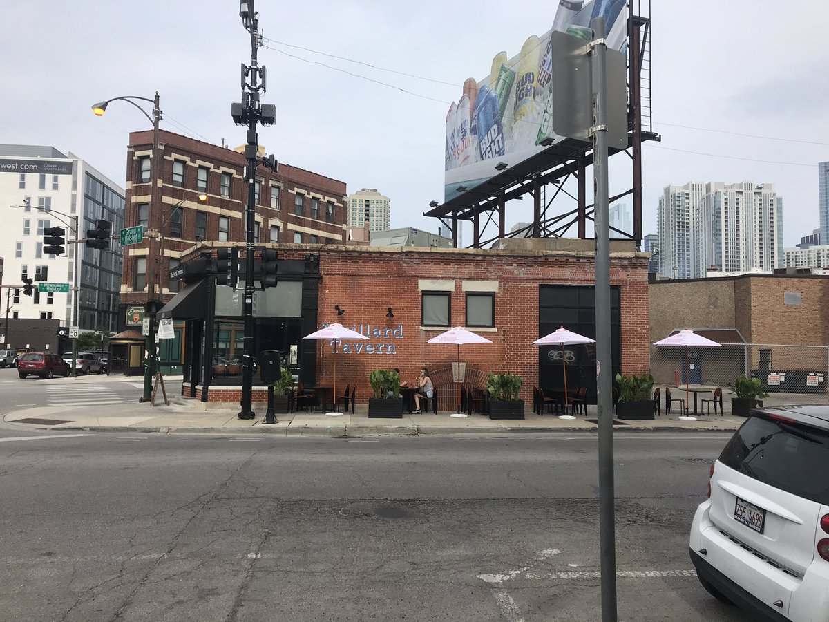 We have a patio!! Come see us. It’s been way too long 🍔🍻