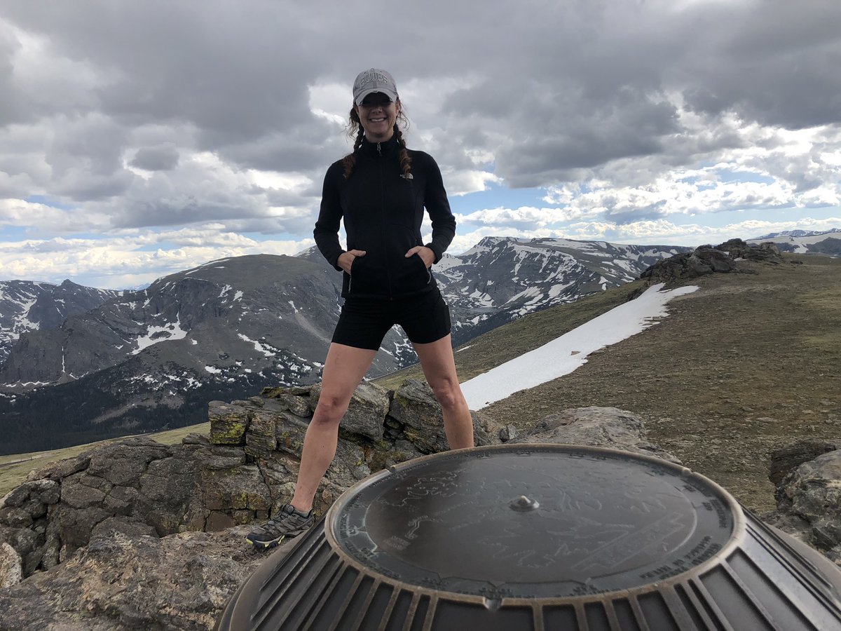 heatherlkemper's tweet image. the best views come after the hardest climbs.
•
•

#mountains #chasingviews #hiking #uphigh #rockymountainnationalpark #smilingismyfavorite #estespark #colorado