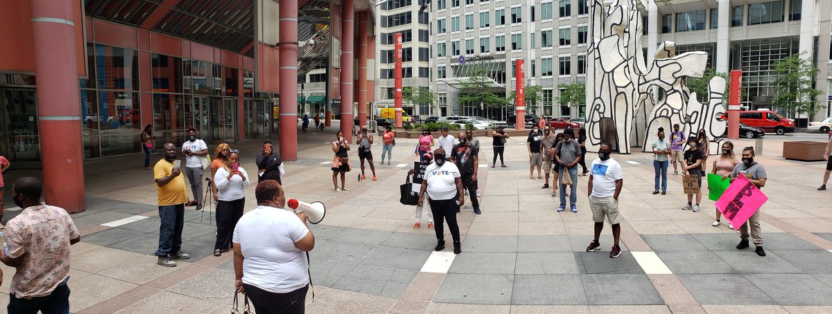 ...  @onefairwage gave out funding, in person, to unemployed service workers who applied for the One Fair Wage Emergency Fund — but also to highlight, directly, how states and the federal government are failing in this moment...