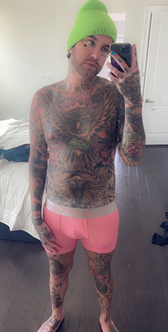 My onlyfans is 50% off for all new subscribers!!!!  Cum join the fun 😝  https://t.co/byiECTDoP8 https://t