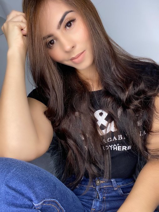 &iexcl;Hey! Feliz inicio de semana https://t.co/EY0muT5mKG