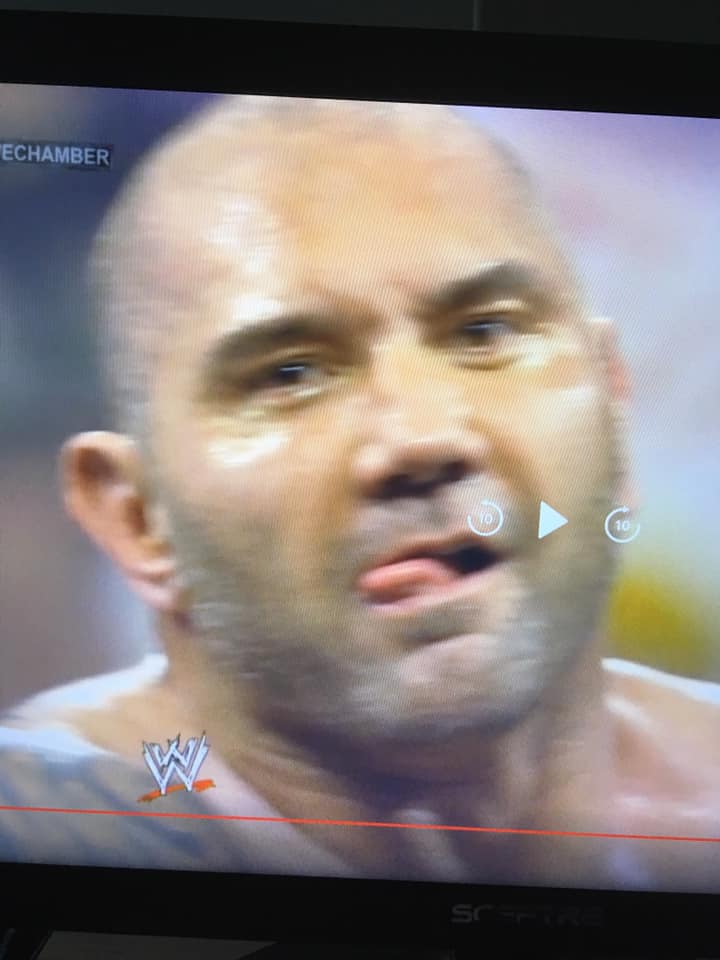 I’m working on a new video and this is what I got when I paused the match.