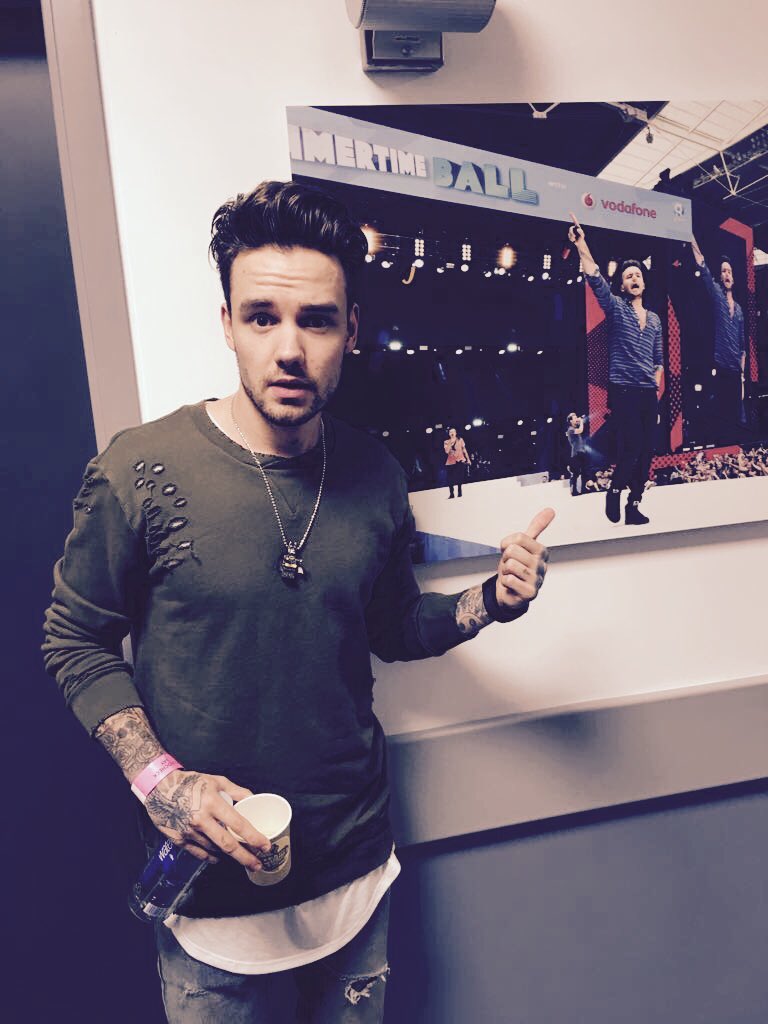 holefandom's tweet photo. I am the real Liam Payne https://t.co/Nr1Ar4JrIX