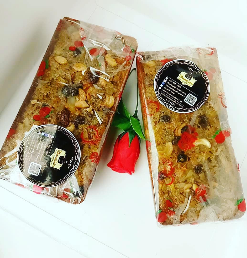 cgconfectioner's tweet image. We deliver the best in #NutGlazed #CashewCoconut filled #BreadCake - so delicious right from the first #Bite . !! 

We truly care about your daly snacking and sure does offer you the best #Healthy filling.options.! 

Watch this space for our #Discount offers coming soon.!!