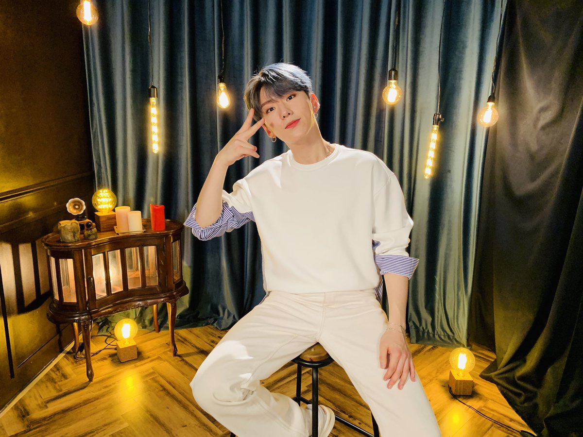 HooMonstaXBR's tweet photo. [ATUALIZAÇÃO] 22.06.20 Twitter @OfficialMonstaX

[#MONSTA_X]
21.06.20 #MONSTAX #KIHYUN
📌 #KCONTACT 2020 SUMMER
 ✔#KCONTACTDay2 Concluído

Colaboração online com #MINHEE do #CRAVITY
Você gostaram da nossa (apresentação de) #LetsGoSeeTheStars ?
#MONBEBE! Vamos ver as estrelas🙂🌟 https://t.co/2xw33NOV7p