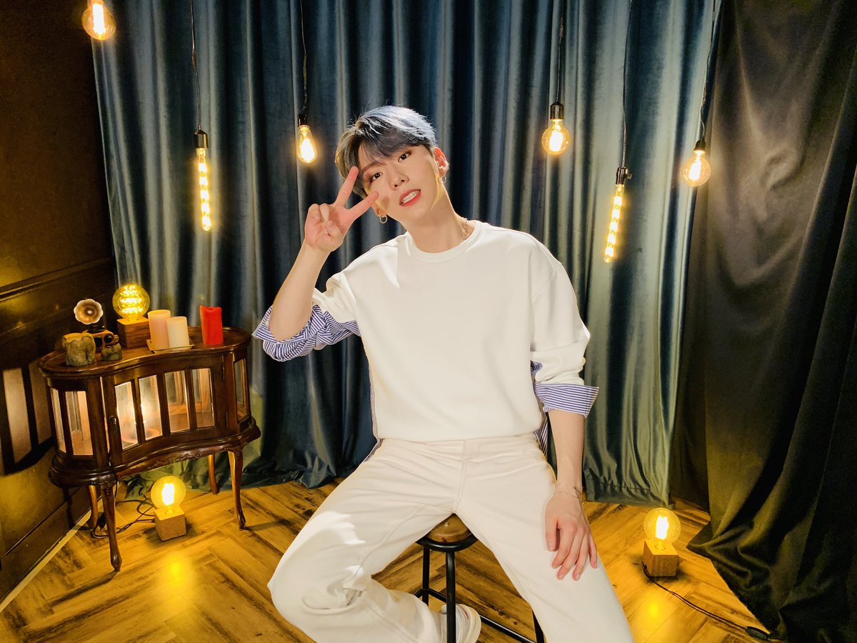 HooMonstaXBR's tweet photo. [ATUALIZAÇÃO] 22.06.20 Twitter @OfficialMonstaX

[#MONSTA_X]
21.06.20 #MONSTAX #KIHYUN
📌 #KCONTACT 2020 SUMMER
 ✔#KCONTACTDay2 Concluído

Colaboração online com #MINHEE do #CRAVITY
Você gostaram da nossa (apresentação de) #LetsGoSeeTheStars ?
#MONBEBE! Vamos ver as estrelas🙂🌟 https://t.co/2xw33NOV7p