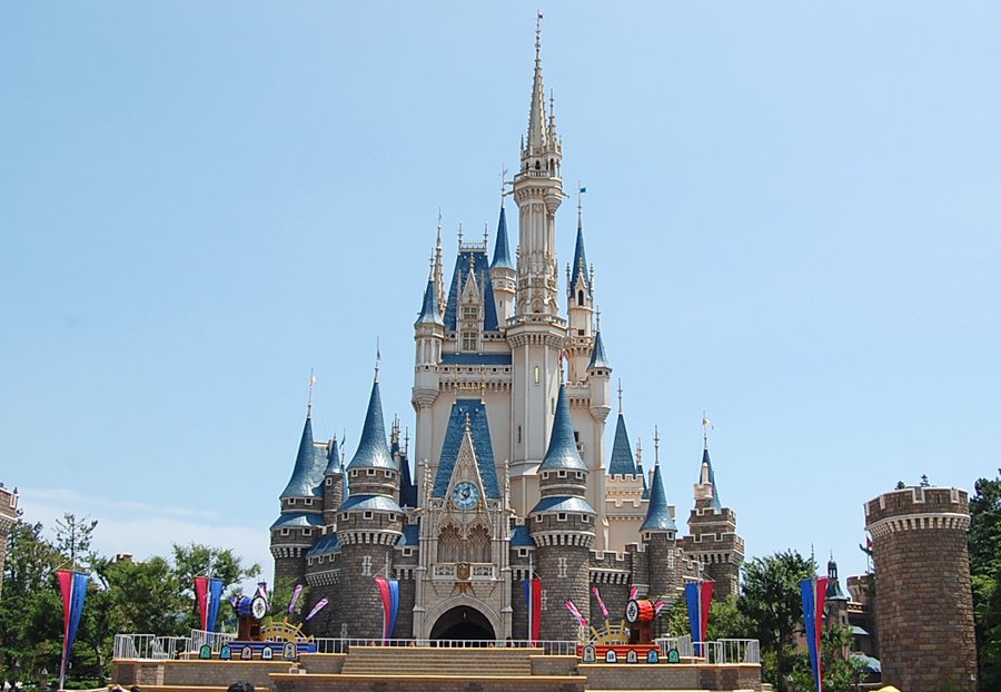 ディズニー再開でチケット予約はいつから 購入方法と価格や種類 窓口で買えるかについても