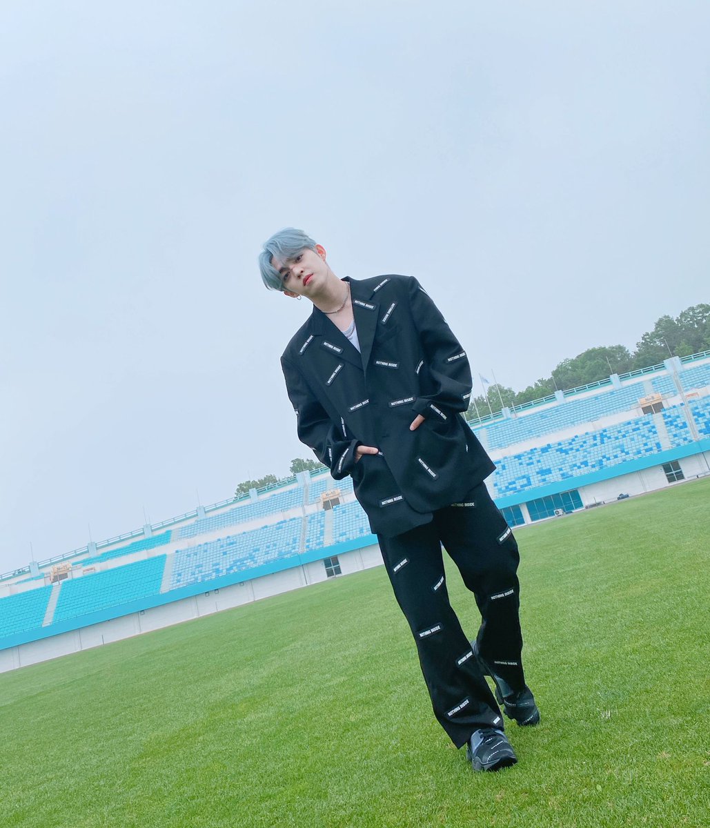 SVT_Fancafe's tweet photo. [SCOUPS🌟Weverse] 
200623 -12:10 KST-

➸ I’m happy~ 💕
#SEVENTEEN #세븐틴 @pledis_17 https://t.co/dtyw6kghbw