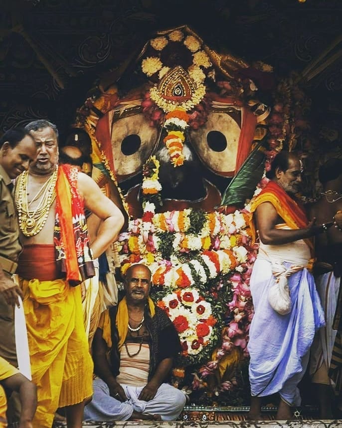 Lord Jagannath’s Chariot seems to stand still despite massive push and pull. The Lord agrees to go ahead and His chariot starts moving only after a few hours of cosmic effort. It sounds offbeat. If the onlookers are believed, it is incredibly true.