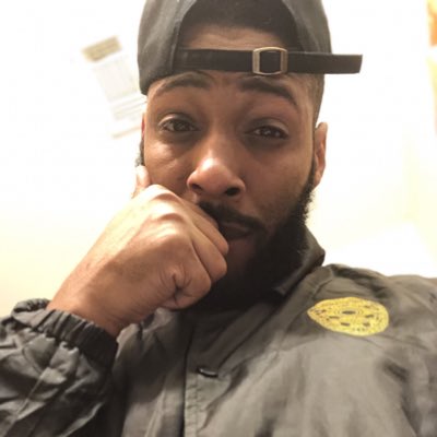 CallMeTre23's tweet photo. #NewProfilePic https://t.co/iW1W3PNtQ2
