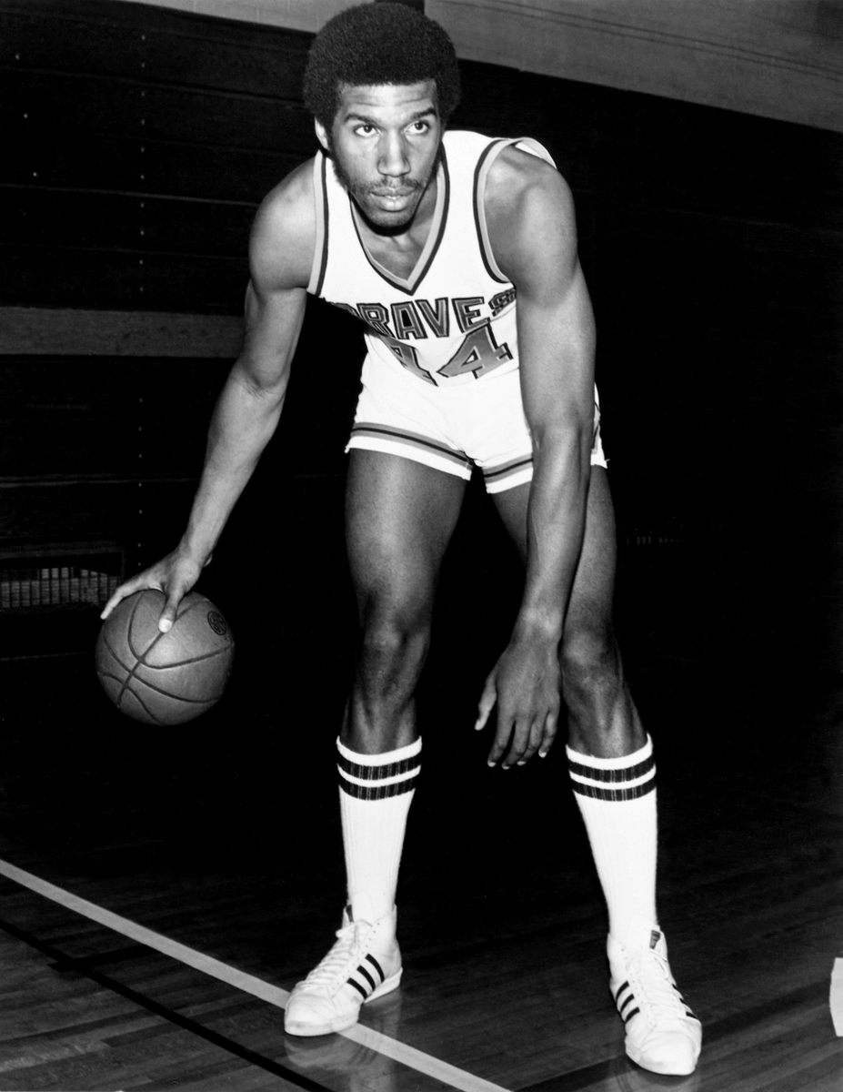 1977 ROTY - Adrian Dantley1977 ROTY Stats: 20.3pts, 7.6rbd, 1.9ast, 1.2stl, 0.2blk. 52 FG%, 81.8 FT%.Dantley would go on to win two scoring titles, and earn multiple All Star selections. He is one of three players to average 30 PPG on 50 FG% for four or more seasons.