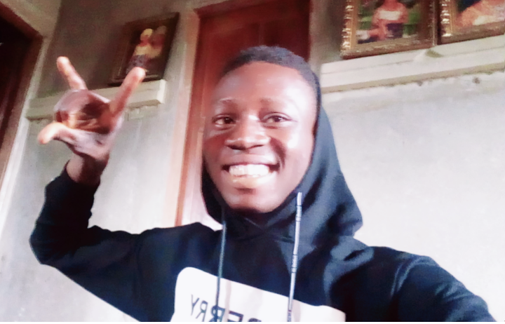 2gradeE's tweet photo. #2Grade_Efejene
I love my country 🇳🇬🇳🇬
Nigeria the number 1 giants of Africa' Great nation.
Please government rules in God hearts. https://t.co/kVbkMKJK7C