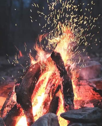 SakuBaseballEST's tweet photo. Estonian Jaanipäev, know as Jaan's day, Midsummerday, St John's Day. Jaanipäev celebrations were merged with the celebration of Võidupüha (Victory Day) during the War of Independence when Estonian troops defeated the German troops 23.06.1919. Bonfires and raised flags: Must Do! https://t.co/PK94C9EZJM