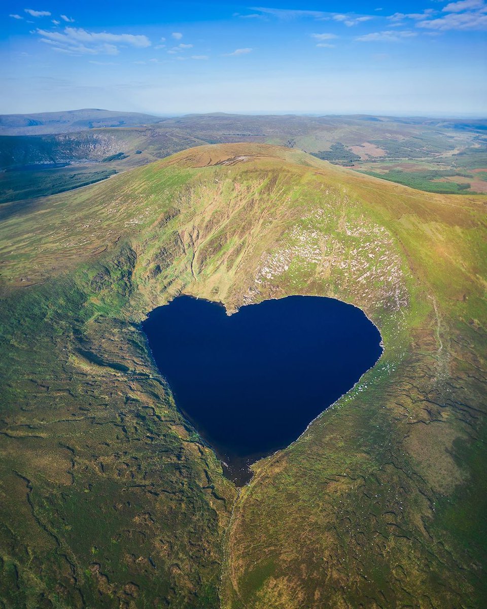 La naturaleza en Irlanda busca sus maneras de mostrarte su amor ❤️ #IrlandaLlegaATuCorazon

📸: instagram.com/brianfoxphoto