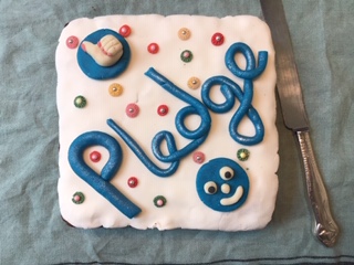 BluebellWoodCH's tweet image. Our supporters are fantastic 💕 This #Sheffield group has baked  cakes for our #LetsPledge campaign. 

You can get involved with #LetsPledge here: bluebellwood.org/letspledge 

Support Bluebell Wood however you can, at a time that's right for you 💕

@hospiceuk @Tog4ShortLives