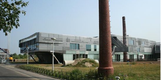 Uitnodiging webinar renovatie #MFAHetZand 7 juli 19.30 uur. Multifunctionele accommodatie (MFA) Het Zand wordt gerenoveerd. Wij nodigen u uit voor een webinar over het ontwerp en de planning van de verbouwing: bit.ly/3eunGaI