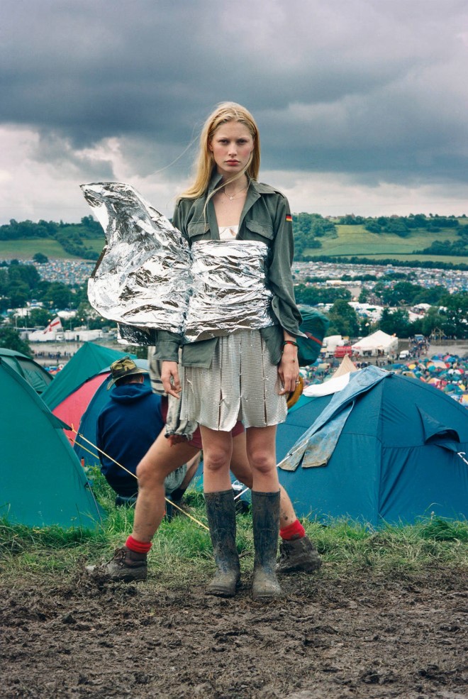 V_and_A's tweet photo. That's it for today's #TuesdayTour !

Discover iconic Glastonbury fashion, from Kate Moss in the early 2000s, to Banksy's stab-proof vest designed for 2019 headliner Stormzy here: https://t.co/Sl7sYQuLF7

📷 Tim Walker fashion shoot at Glastonbury. © Tim Walker; https://t.co/qJg77BNC6T