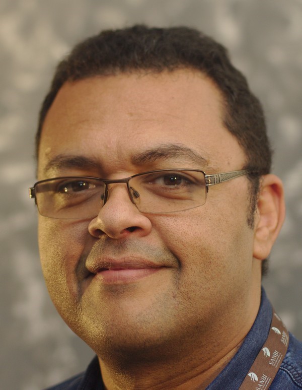 H3ABioNet's tweet photo. Invitation to Join H3ABioNet June 2020 Webinar provided by Professor Alan Christoffels (@alangchris) director at SANBI (@SANBI_SA), based at The University of the Western Cape (@UWConline), webinar will be at 3 PM CAT, more info in the link: - https://t.co/tt2NzYLH8N https://t.co/zVIaFaJVxj