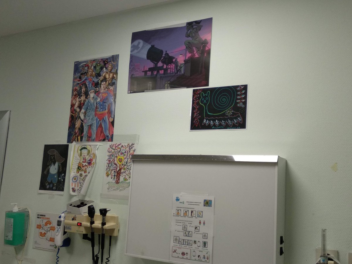 talurgem's tweet photo. Así de bien quedan en la consulta de pediatría de Urgencias del hospital los pósters que nos han hecho llegar desde @Invasiontalaver Muchísimas gracias!! https://t.co/htPX3UVI1n