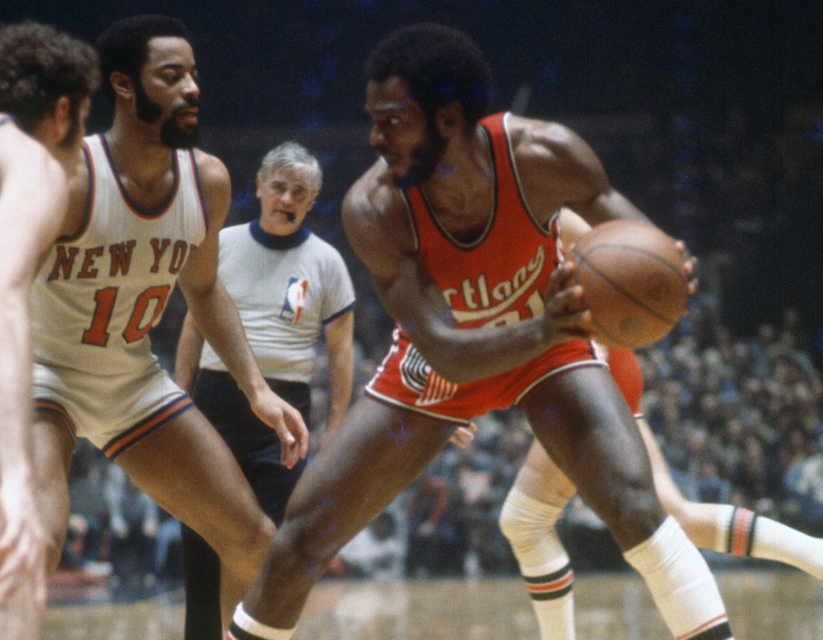 1972 ROTY - Sidney Wicks.1972 ROTY Stats: 24.5pts, 11.5rbd, 4.3ast. 42.7 FG%, 71 FT%.Wicks started his four-year streak as an All Star with tremendous ROTY campaign. He averaged a double-double in four seasons during his career.