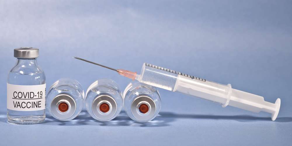 Le Laboratoire <a href="/SanofiFR/">Sanofi en France</a>
travaille actuellement sur la production d'un vaccin contre le #Covid_19 qui pourrait être disponible en grandes quantités à partir du 1er semestre 2021. 

Plus d'informations ici 👇
bit.ly/2YrH8ze