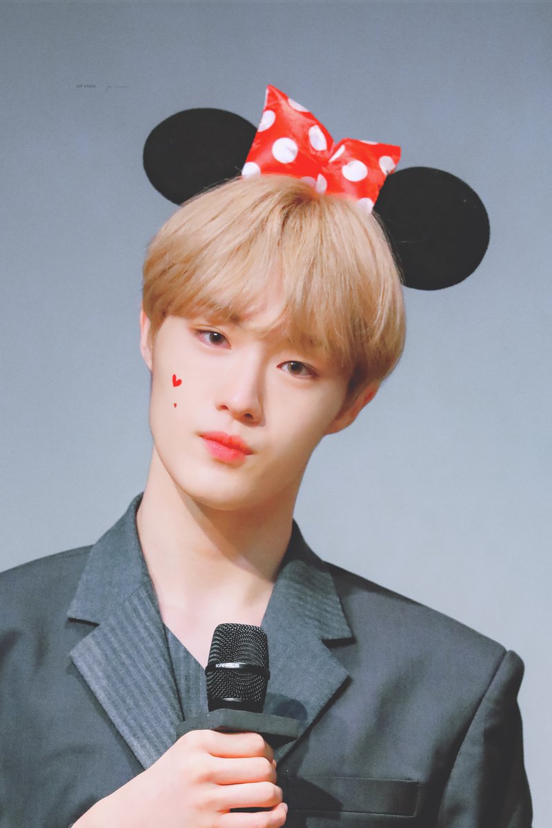 offwhite_hs's tweet photo. 190801
#현석 #윤현석 #HYUNSUK #CIX https://t.co/ijZbcSpbmS