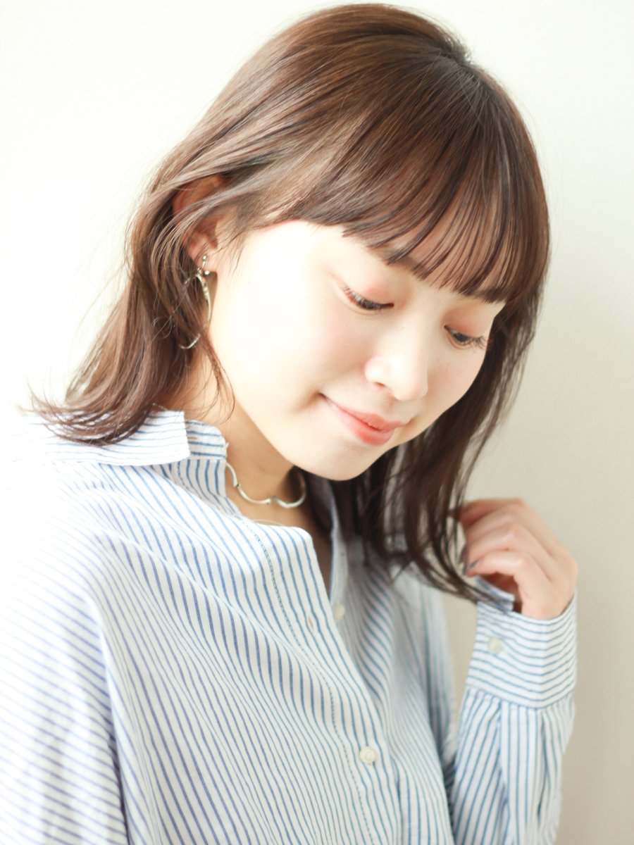 K Two 小顔カットの美容室 K Two青山店 Newスタイル更新しました ぜひご覧くださいませ T Co Frru9frbec Ktwo Ktwo小顔カット 小顔カット ヘアスタイル 髪型 ボブ ショートカット ショートボブ シースルーバング T Co