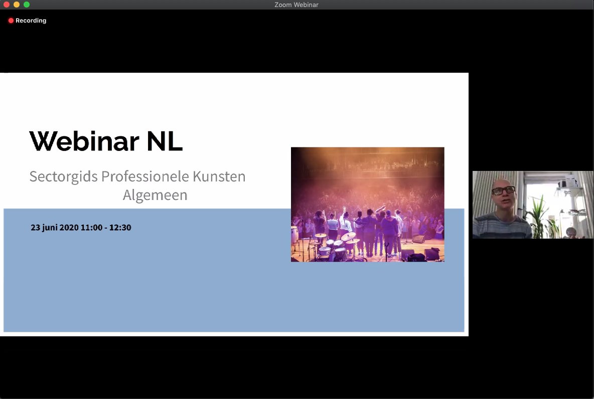 Ons eerste webinar over de sectorgids is van start gegaan voor een 150-tal personen. 🤗 Er volgen nog sessies voor artiesten, technici en publiekswerkers. Deelnemen is gratis, maar wel in te schrijven via de website: bit.ly/3d9H3EO