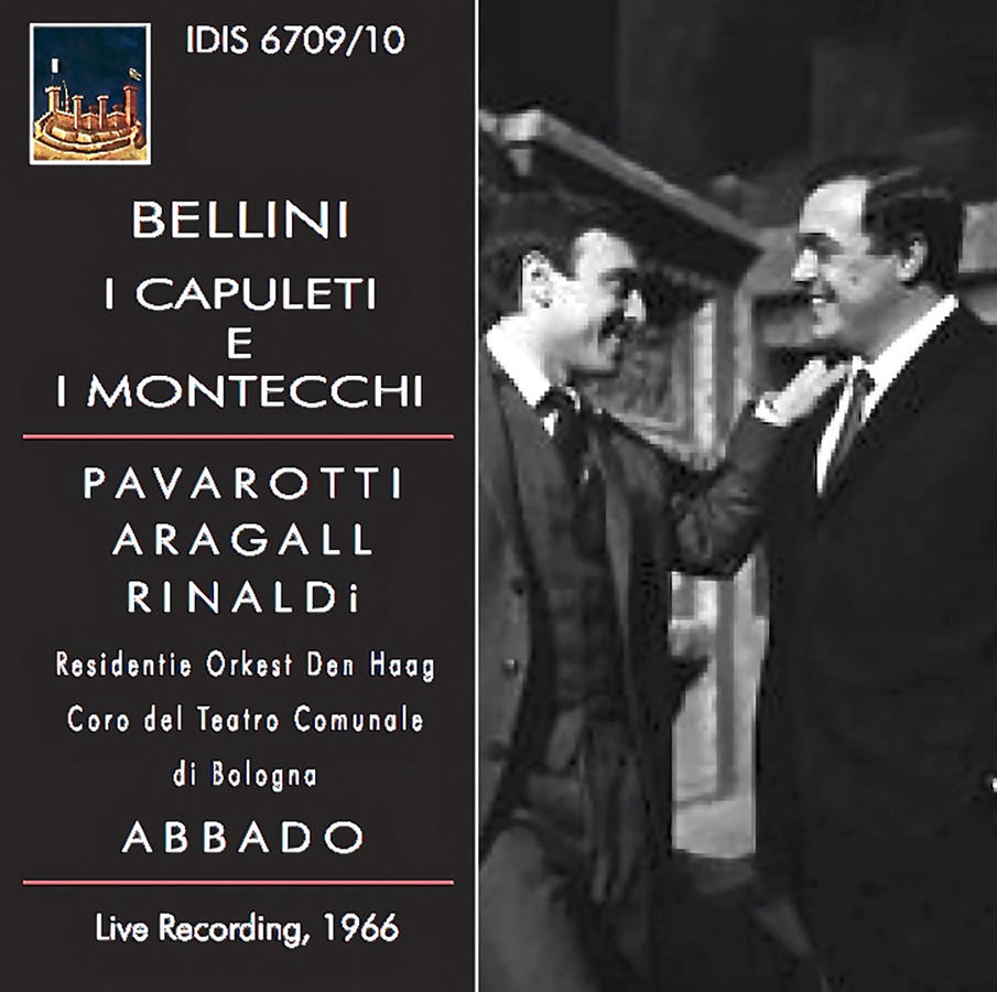 alexplatea's tweet photo. Hoy escucho esta maravilla: ‘I Capuleti e i Montecchi’ de #Bellini con Luciano #Pavarotti, Jaume #Aragall y Margherita #Rinaldi, con Claudio #Abbado a la batuta. Grabación en vivo de 1966, en Bologna. https://t.co/vLKOzd67FV