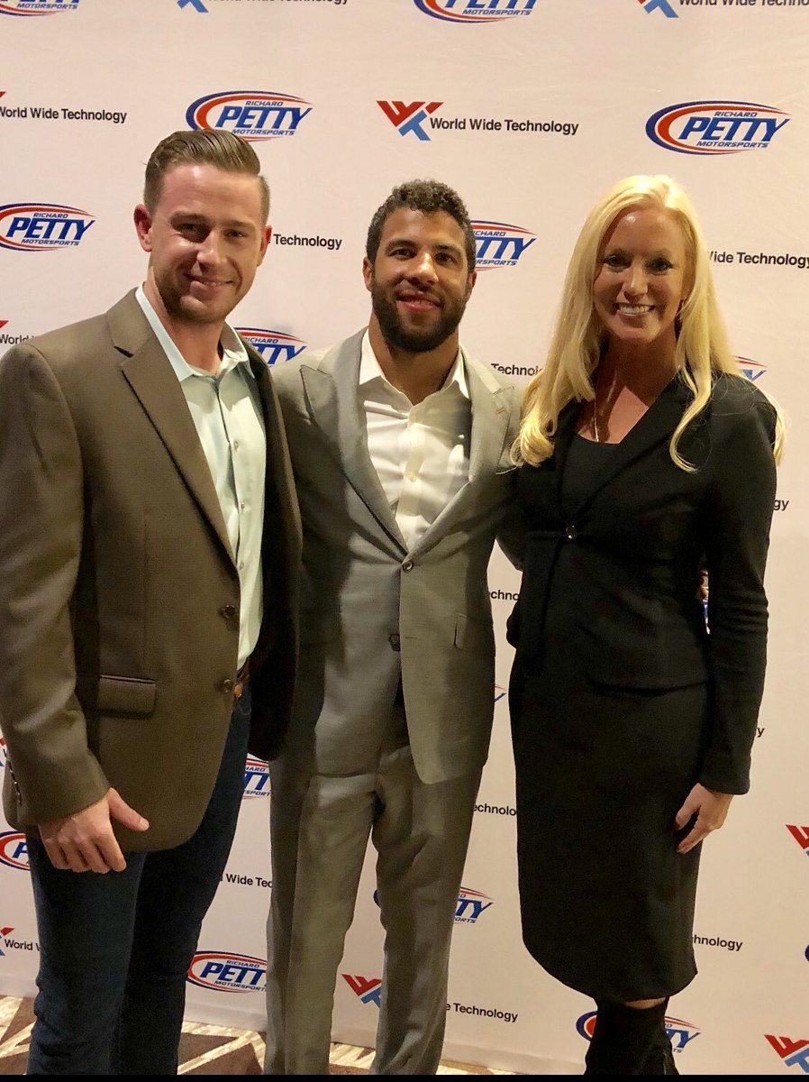 Eric_Heet27's tweet photo. You’re positively inspiring so many people! Keep on going! I proudly stand by @BubbaWallace &amp; @RPMotorsports https://t.co/lTNFzBfbd0
