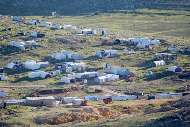 Yazidi Refugee camp in Sinjar (Photographer: KHALID AL MOUSILY / REUTERS)