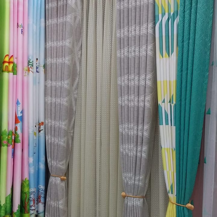 StepUpOnlineMa1's tweet photo. Keep it at Step Up. Place your orders today. 
We got you, we also sell and fix curtain rods at a small cost. https://t.co/rrscVyVcpq