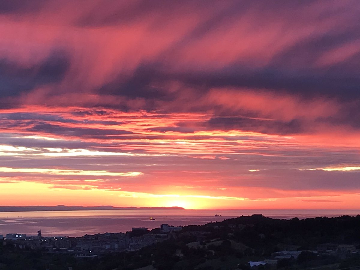 CourtesyDay's tweet image. Solstice sunset! TY