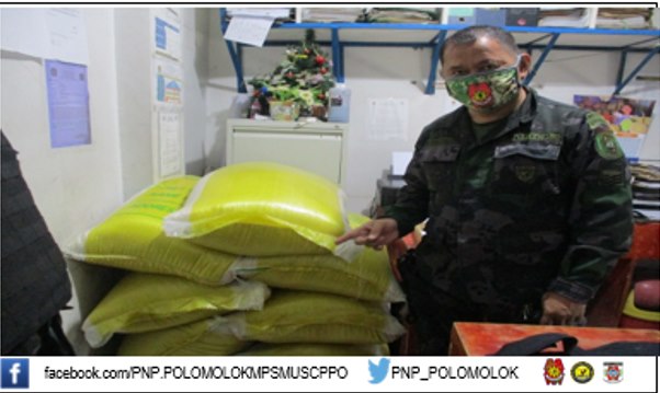 PNP_POLOMOLOK's tweet photo. Received 10 sacks of rice from LGU for PNP personnel manning the checkpoint/chokepoint. The logistical support was initiated by Mr. Grino (chairman) and other MAC members.@SouthCotabato ,@PNP_CPSM  
#PNPPATROLPlan2030
#INSTITUTIONALIZED
#TeamPNP
#WeServeAndProtect
#PNPKakampiMo https://t.co/r1BLGqOepE