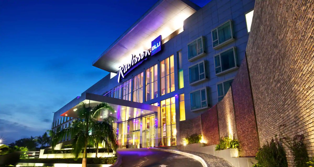 Radisson Blu Anchorage Hotel, Lagos, V.I. – N508,484 per nightRadisson Blu Anchorage Hotel, Lagos, V.I. is a charming accommodation, set on the picturesque banks of the Victoria Island in Lagos Lagoon. It features perfect location for both business guests and leisure travellers.