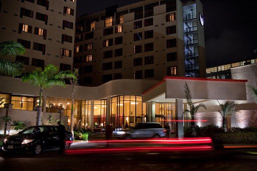 Southern Sun Ikoyi Hotel, Lagos – N453,473 per nightSouthern Sun Hotel is a self-contained vacation property that is set in Lagos’ suburb of Ikoyi, within easy access to the Government offices and business area. It is suitable for both convention and leisure travellers.