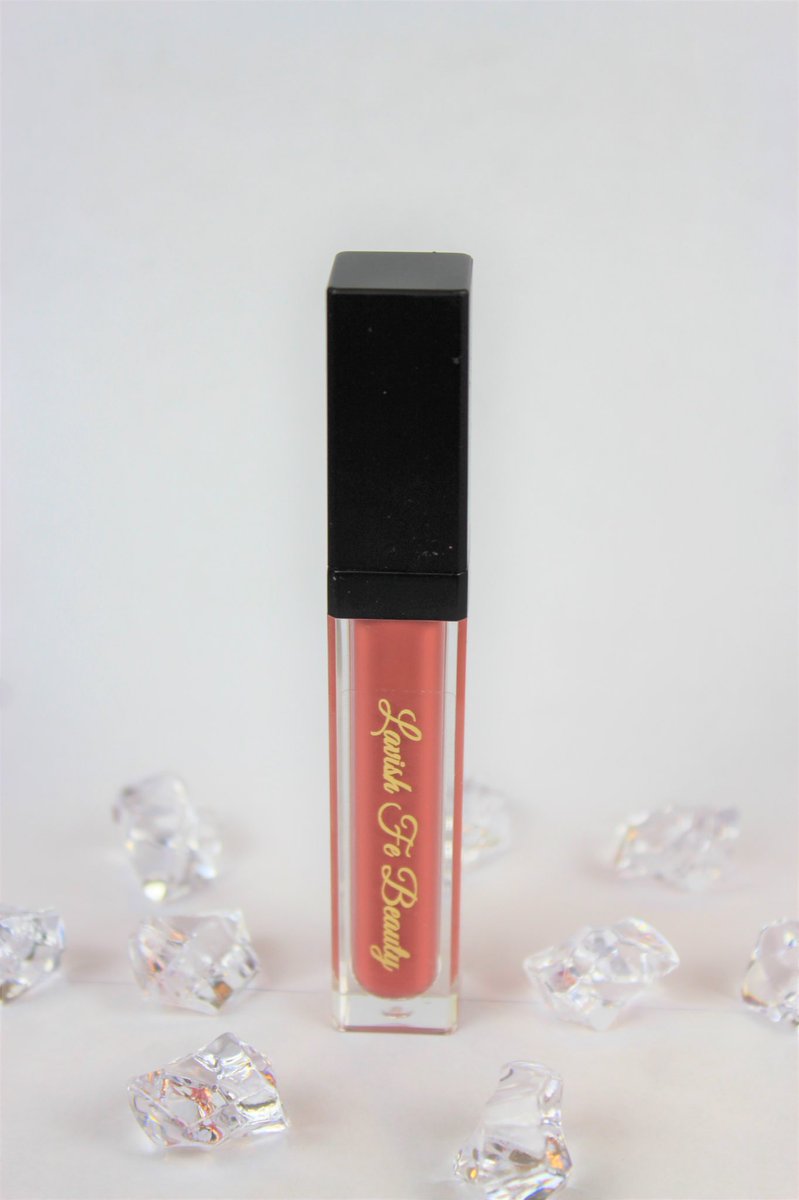 LavishFe's tweet photo. This is Soft Kisses and it is a liquid to matte lipstick. These are waterproof and long lasting! This lipstick is on the site and link is in the bio. Shop now! #onlineshopping #liquidtomatte #lipstick #longlasting #beauty #cosmetics #makeup #mua #lavishfe #lavishfeboutique https://t.co/VFMTEvUosW