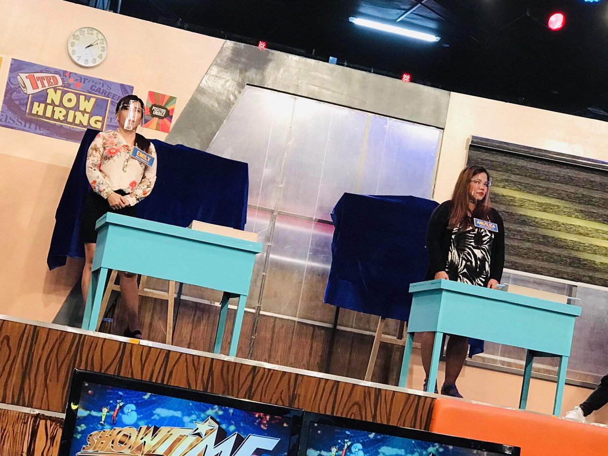 ViceGandaorg's tweet photo. itsShowtimeNa: Sino sa ating APPLICANDIDATES na sina Emily Catangay at Angelica Toledo ang maha-hire bilang office staff ngayong #ShowtimeOurTime Tuesday sa 1TED: NOW HIRING? https://t.co/WywDsPZvDB