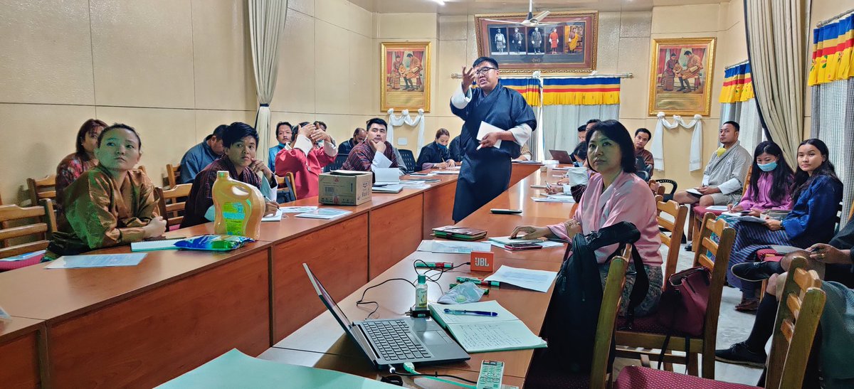 Manasi_ST's tweet photo. #HappeningNow WFP 🇧🇹 country office in collaboration with Department of Trade, Ministry of Economic Affairs is providing a training on food safety and quality management to private traders in Phuentsholing &amp; Thimphu @cii_face @WFPAsiaPacific https://t.co/JruHKILVnY