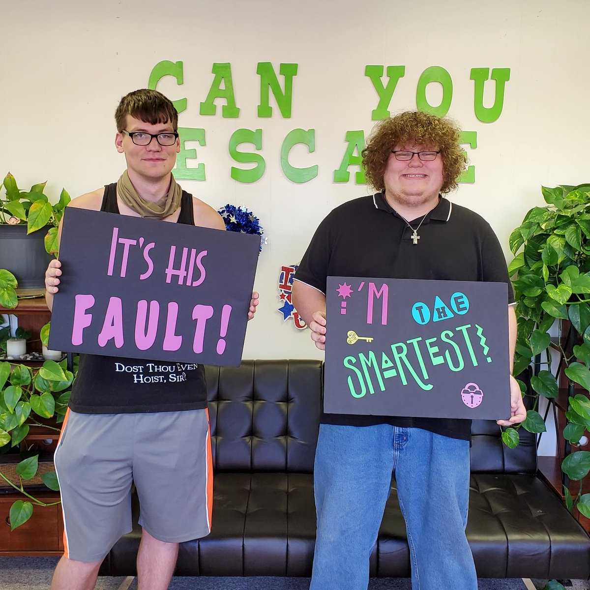 Under_Lock_Key's tweet image. Sooo much fun!!! With a touch of overtime they found the TRUTH about the MISSING!! Come see us again soon!! #escaperoom #funwithfriends underlockandkeyclovis.com